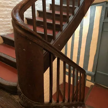 Lucarne Enchantee Lägenhet Honfleur