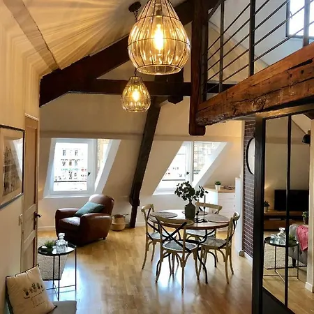 Apartment Lucarne Enchantee *